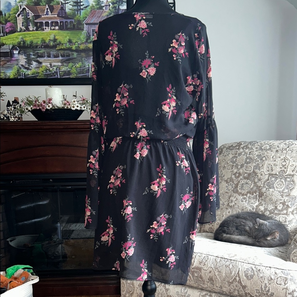 White House Black Market Floral Long Sleeve Dress - Picture 4 of 5
